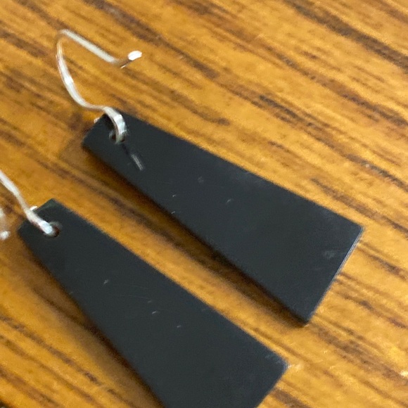 Gibbsite Southwester Design Pierced Dangle Earrings - Picture 2 of 2